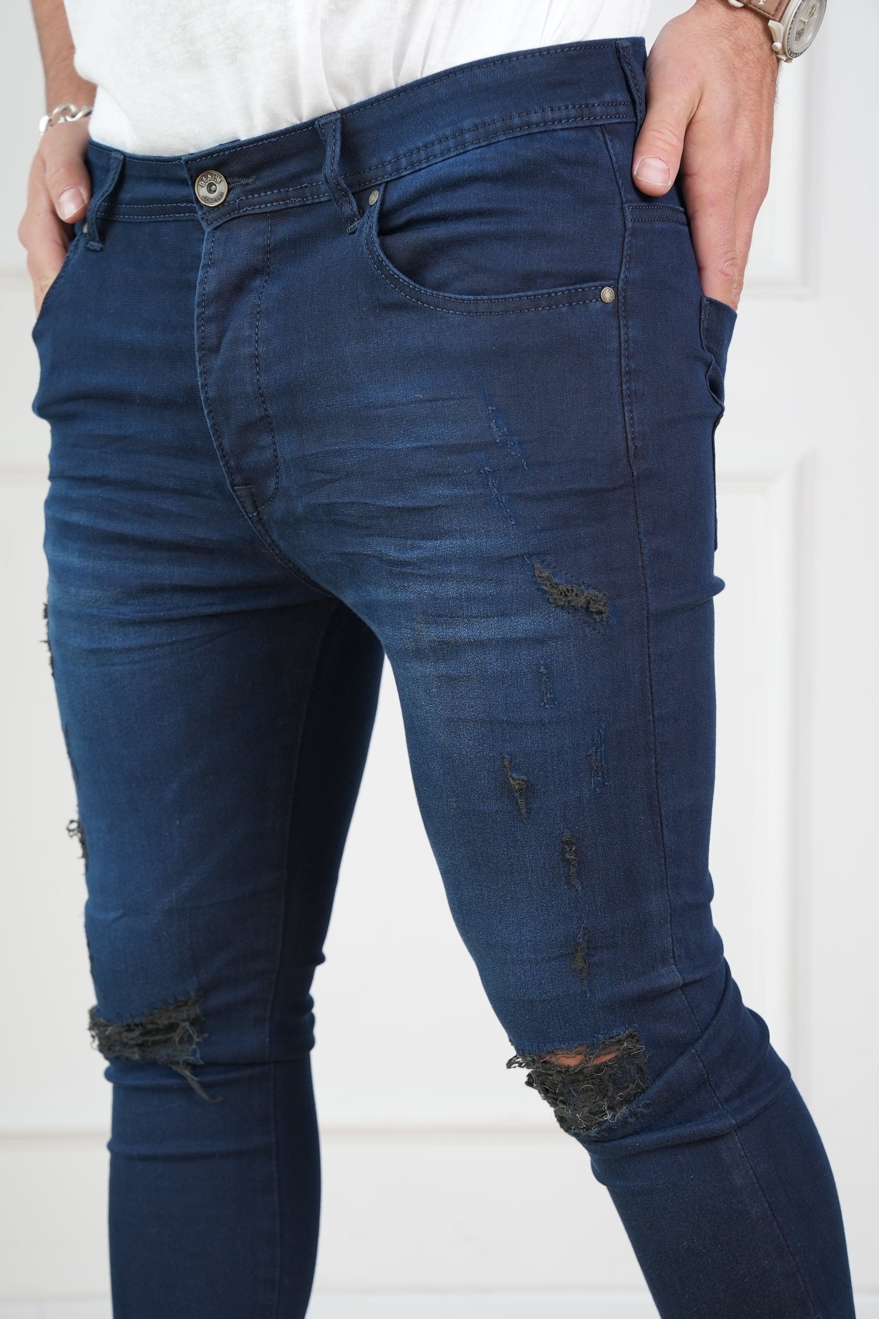 ג'ינסים סקיני סופר לייקרה