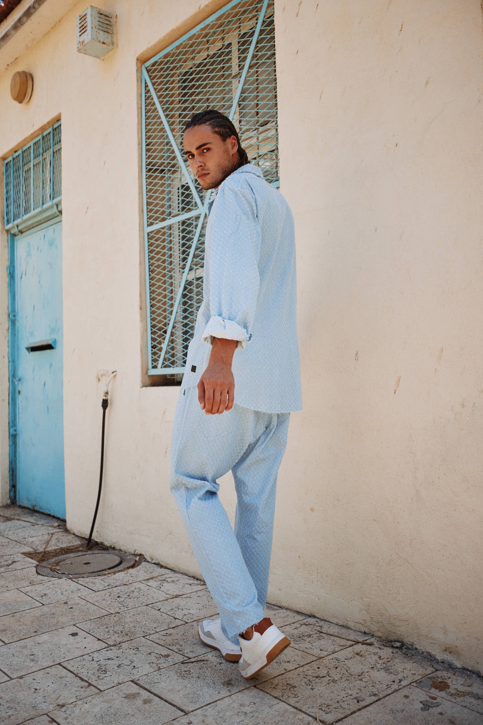 סטים לגברים - מבחר עשיר של חליפות לכל אירוע