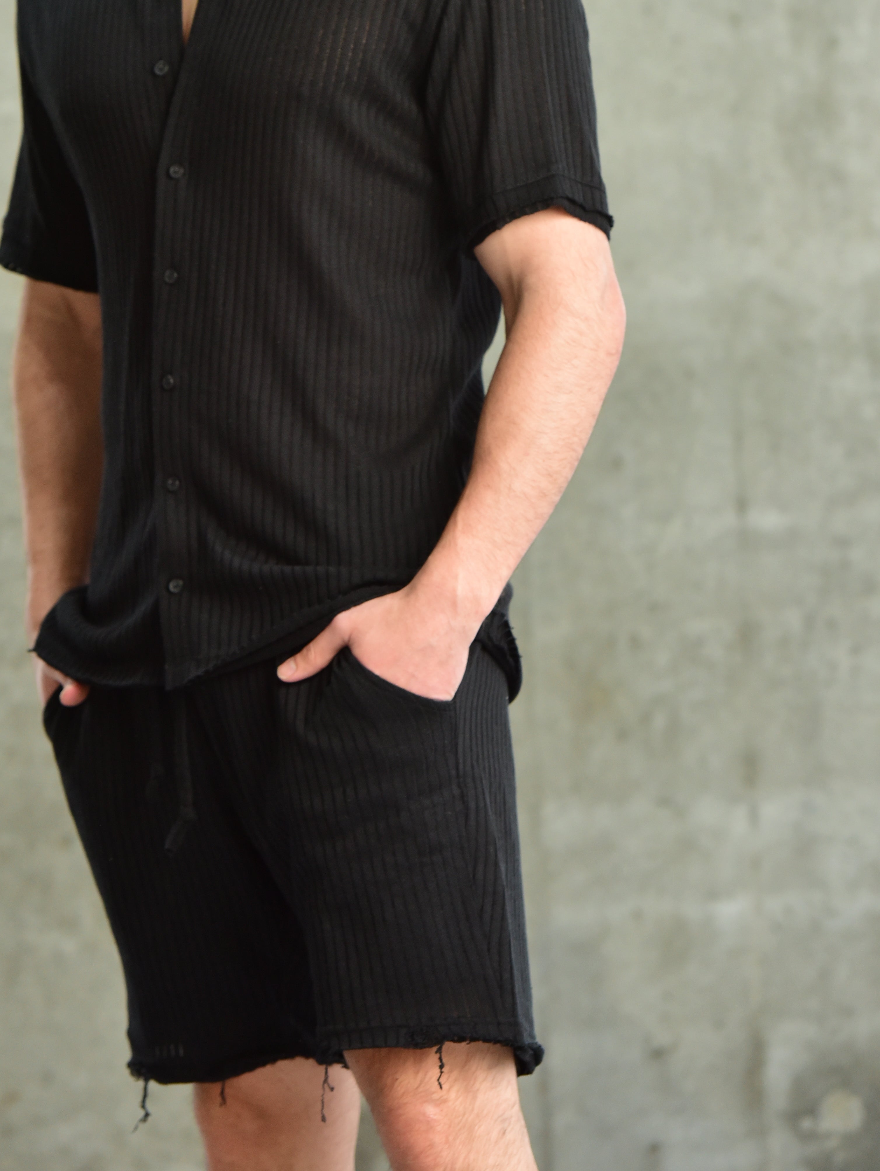 חולצת סאנטוריני מכופתרת אוברסייז