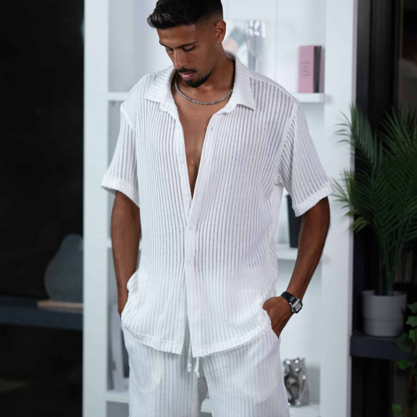 חולצת סאנטוריני מכופתרת אוברסייז