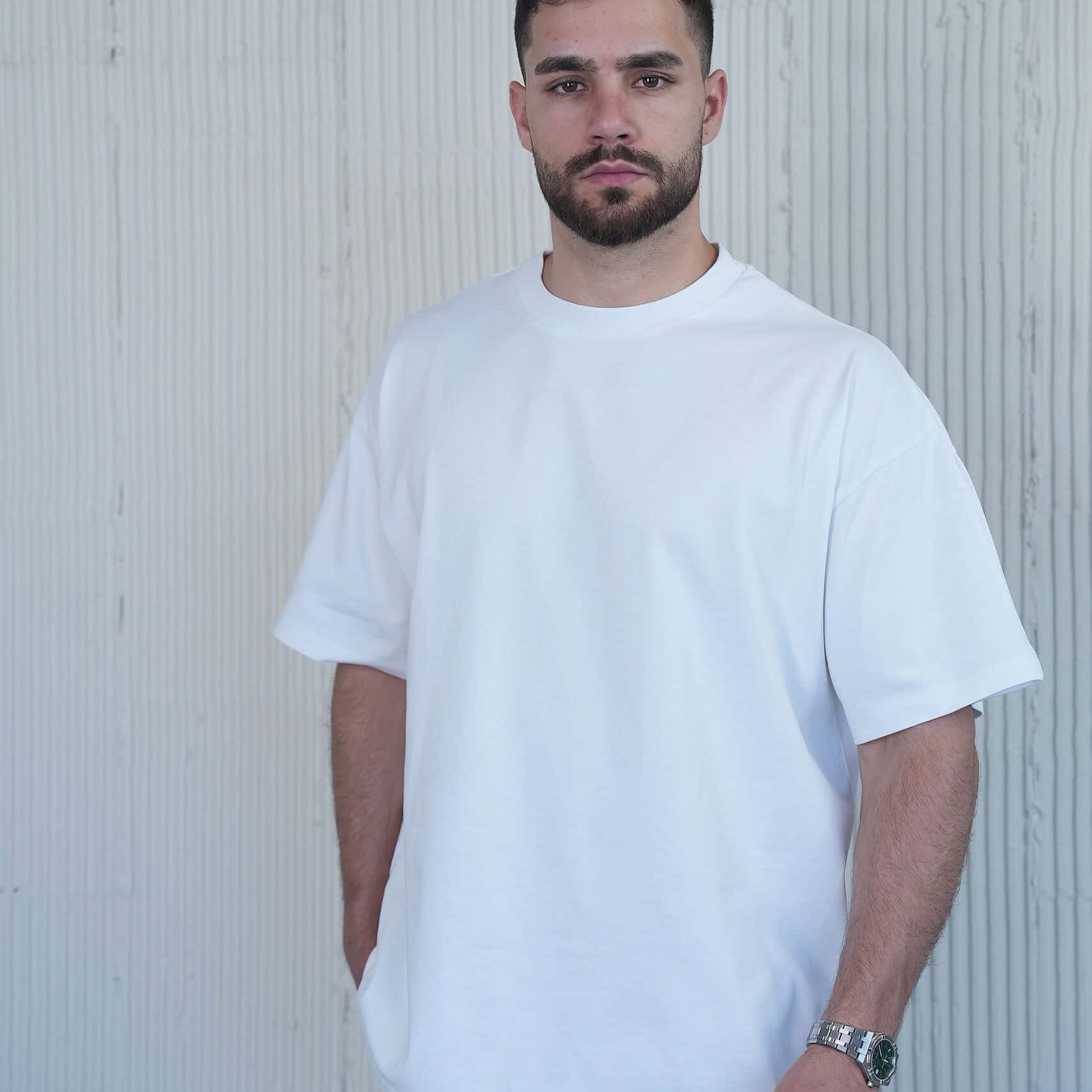 חולצת בייסיק אוברסייז ניקוסיה