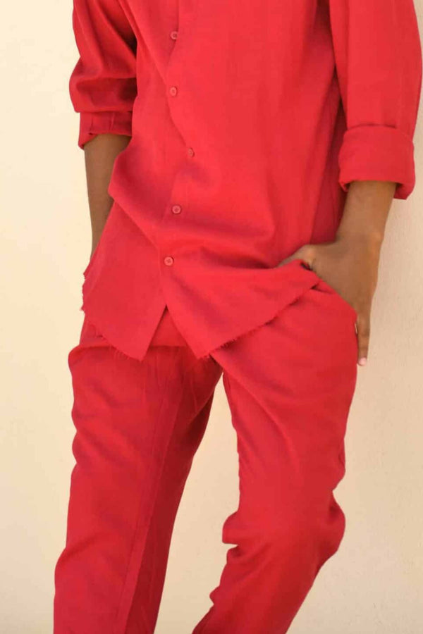 חולצת פשתן בורדו